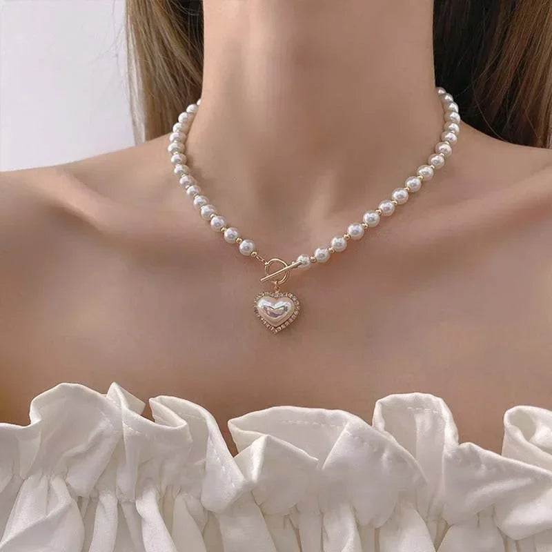 Imitation Pearls Pendant Necklace